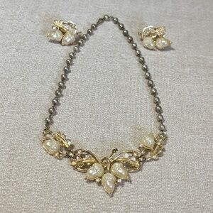 Vintage Signed CORO 1950s MCM Thermoset Pearl Acorn Necklace Earring Set